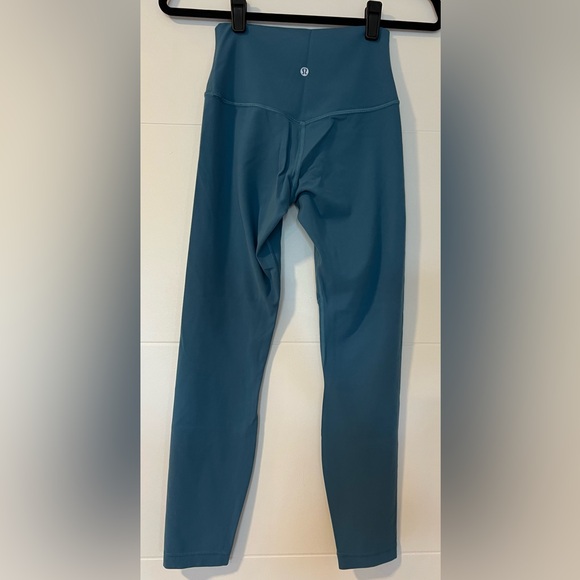 Lululemon Align 25” size 4 - Picture 3 of 3